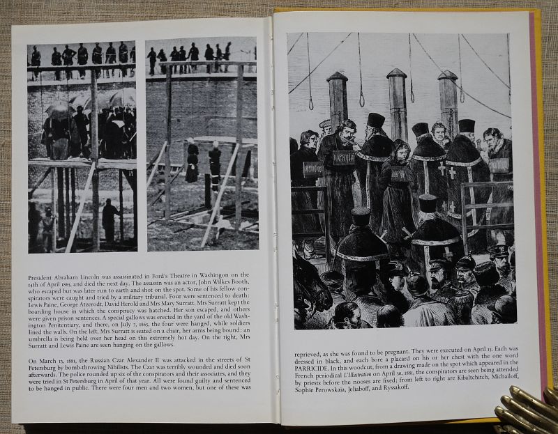 1971SaturdayBook_scaffold