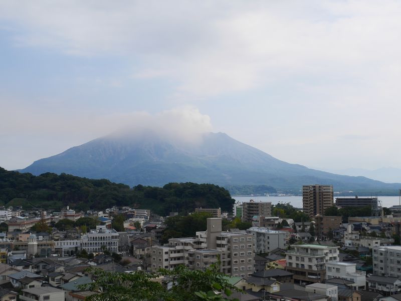 常安嶺から鹿児島市街地を見渡す