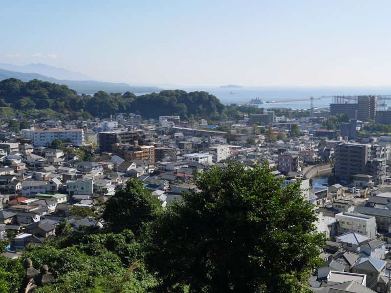 金剛嶺から鹿児島市街を見渡す