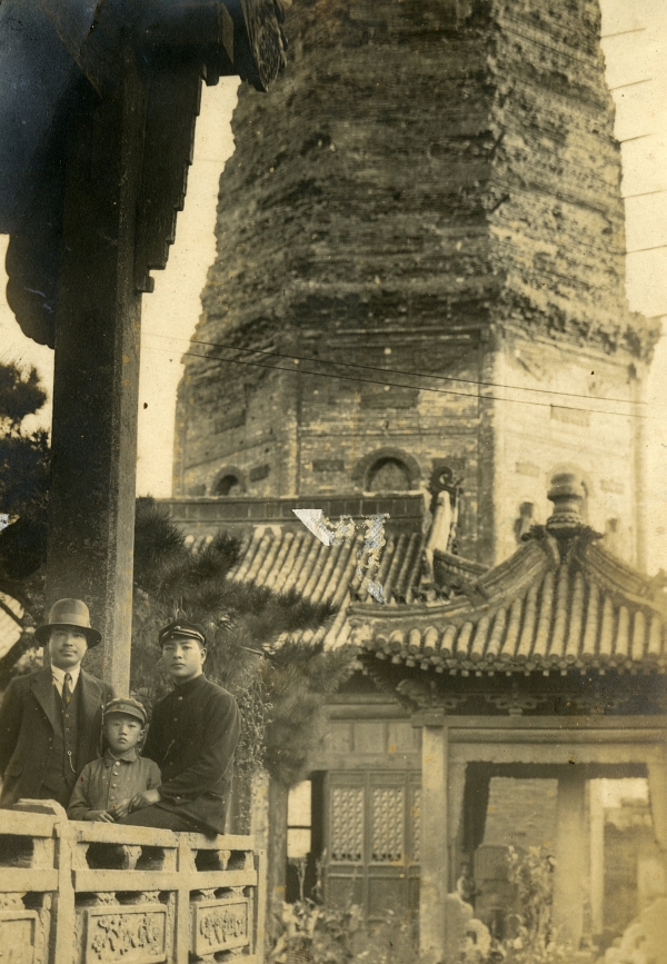 錦州の広済寺のラマ塔