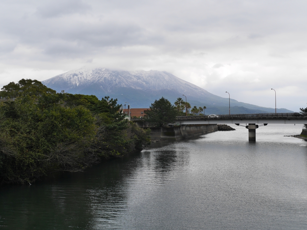 桜島に雪01