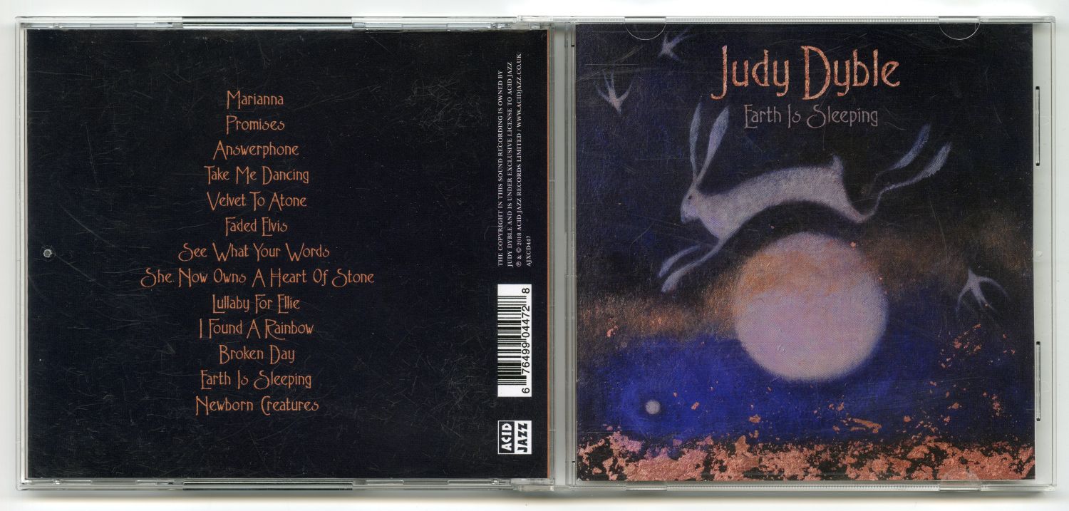 Judy Dyble『Earth Is Sleeping』（2018年）01